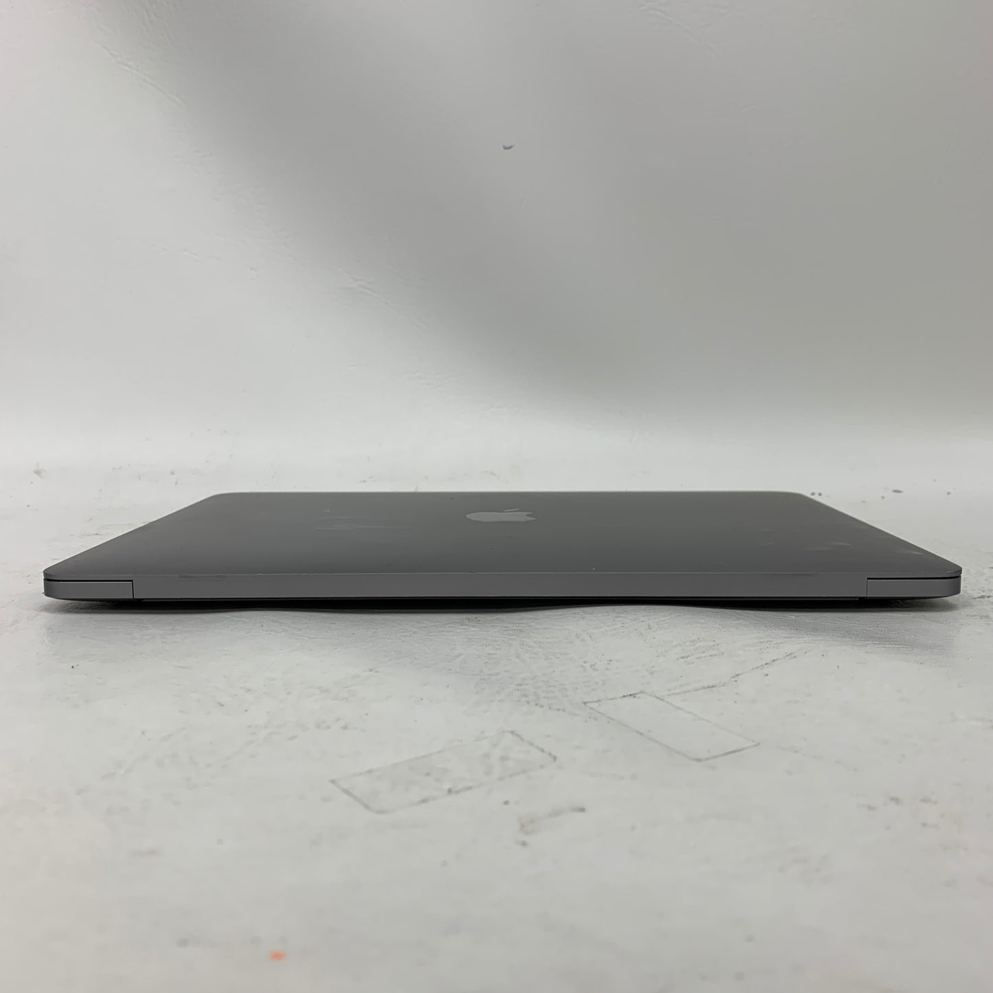 2020 Apple MacBook Pro 13.3" i5 2.0GHz 16GB RAM 500GB SSD Space Gray A2251