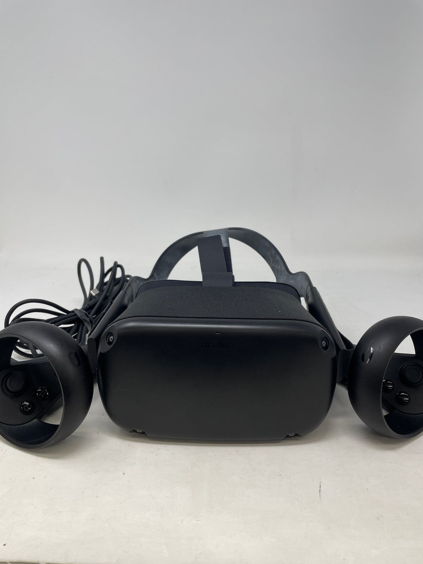 Oculus Go 64GB Standalone All-in-One VR Headset MH-B