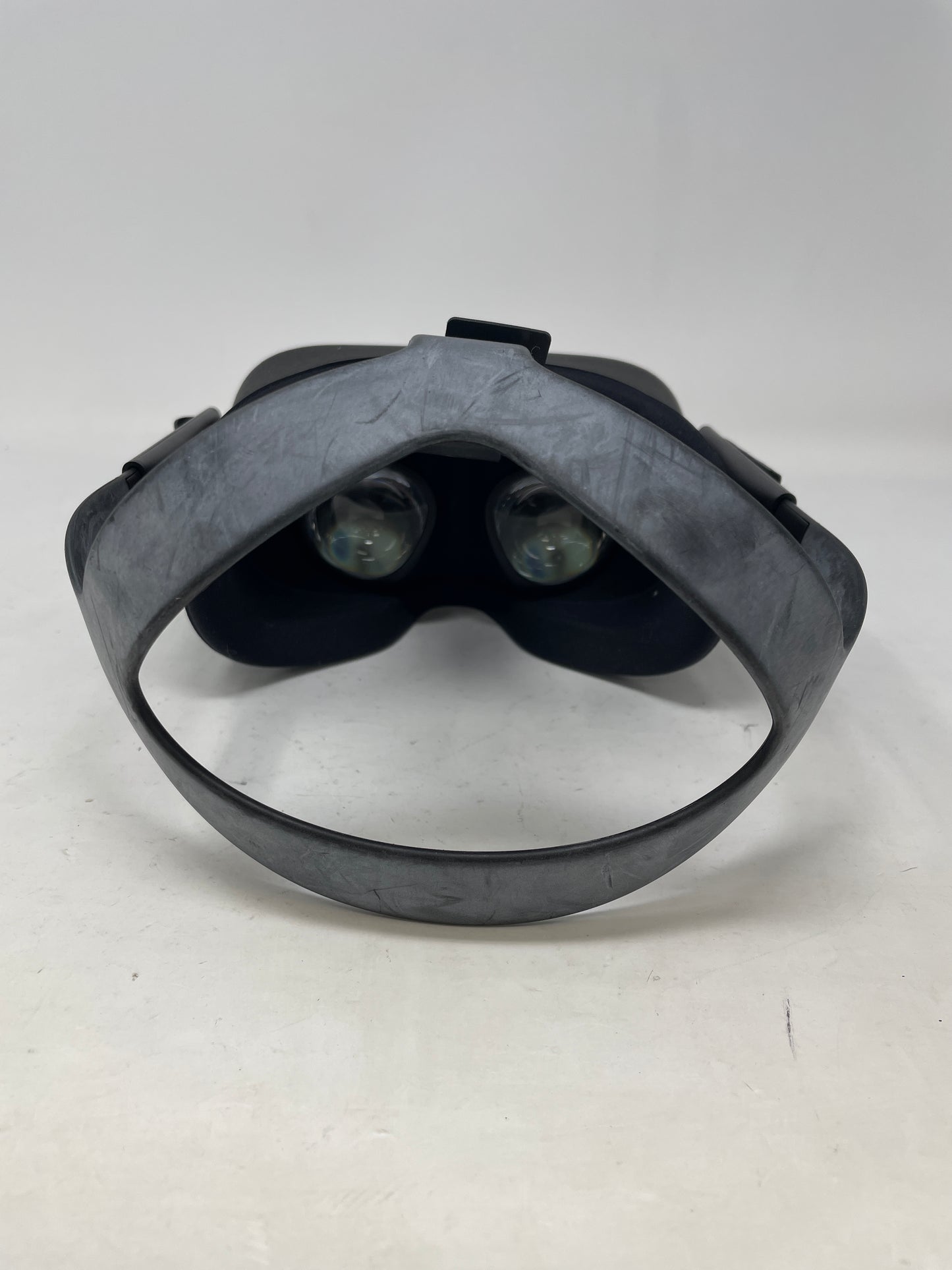 Oculus Go 64GB Standalone All-in-One VR Headset MH-B