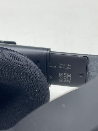 Oculus Go 64GB Standalone All-in-One VR Headset MH-B