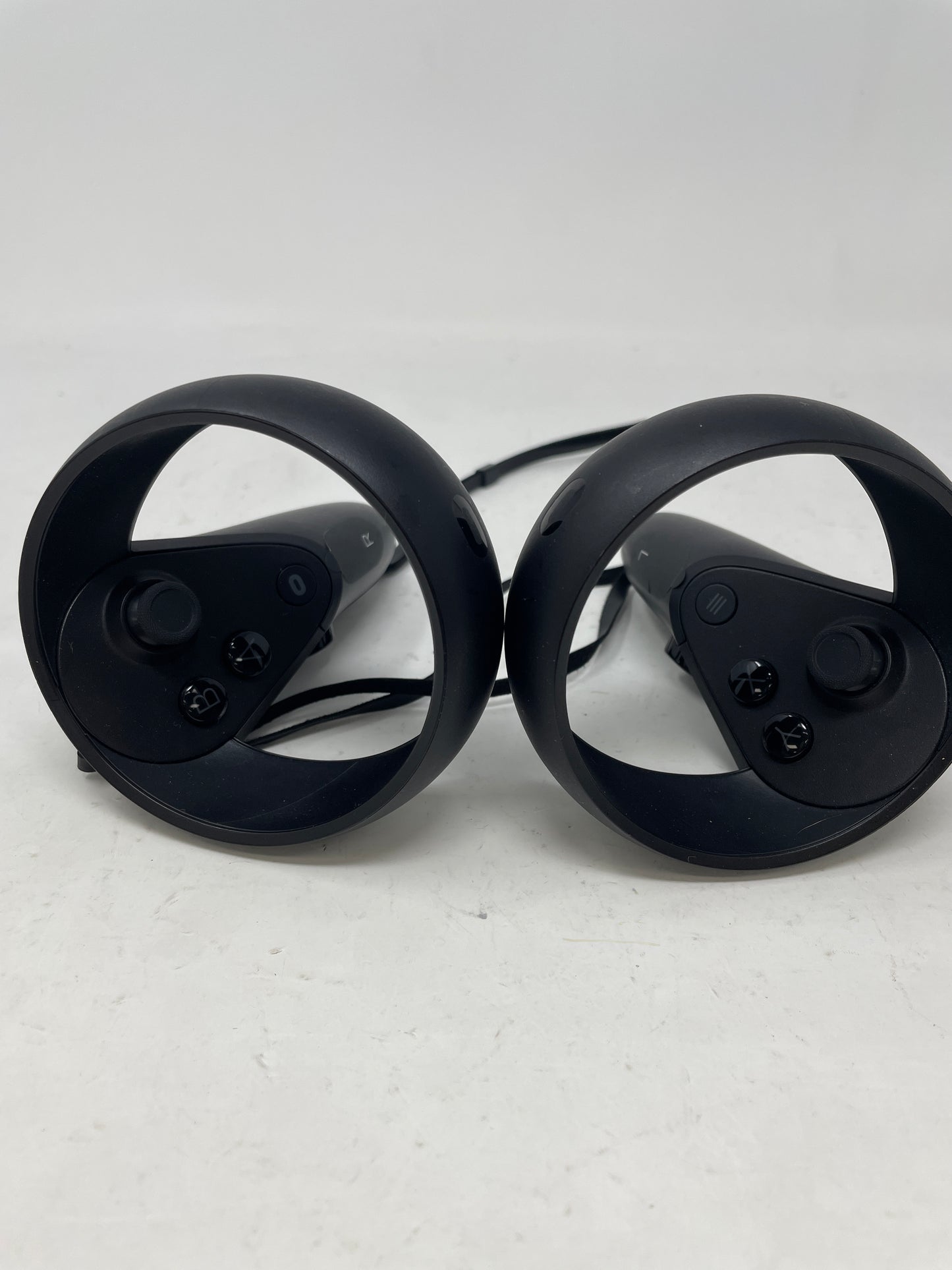 Oculus Go 64GB Standalone All-in-One VR Headset MH-B