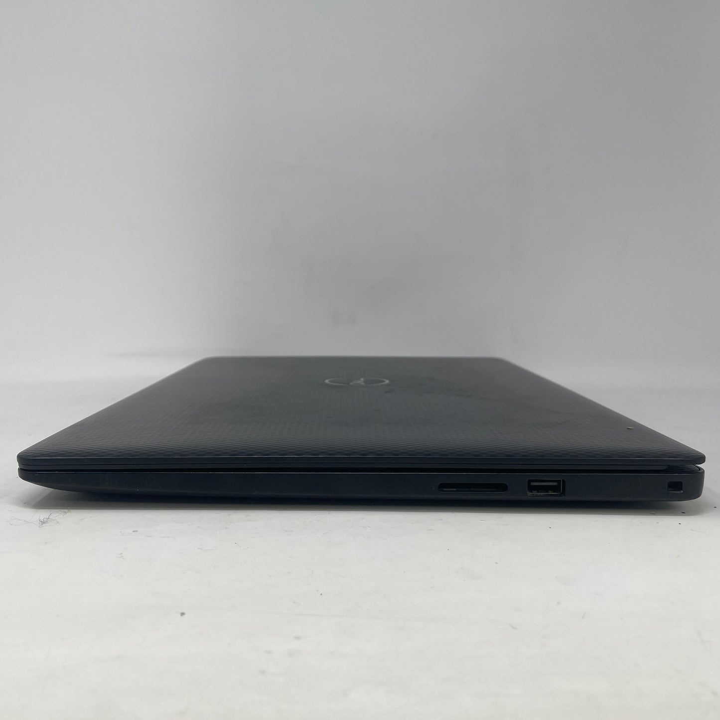 Dell Inspiron 3583 15.6" i3-8145u 2.1GHz 8GB RAM 128GB SSD