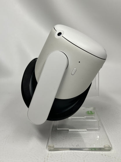 Oculus Quest 2 64GB Standalone All-in-One VR Headset KW49CM
