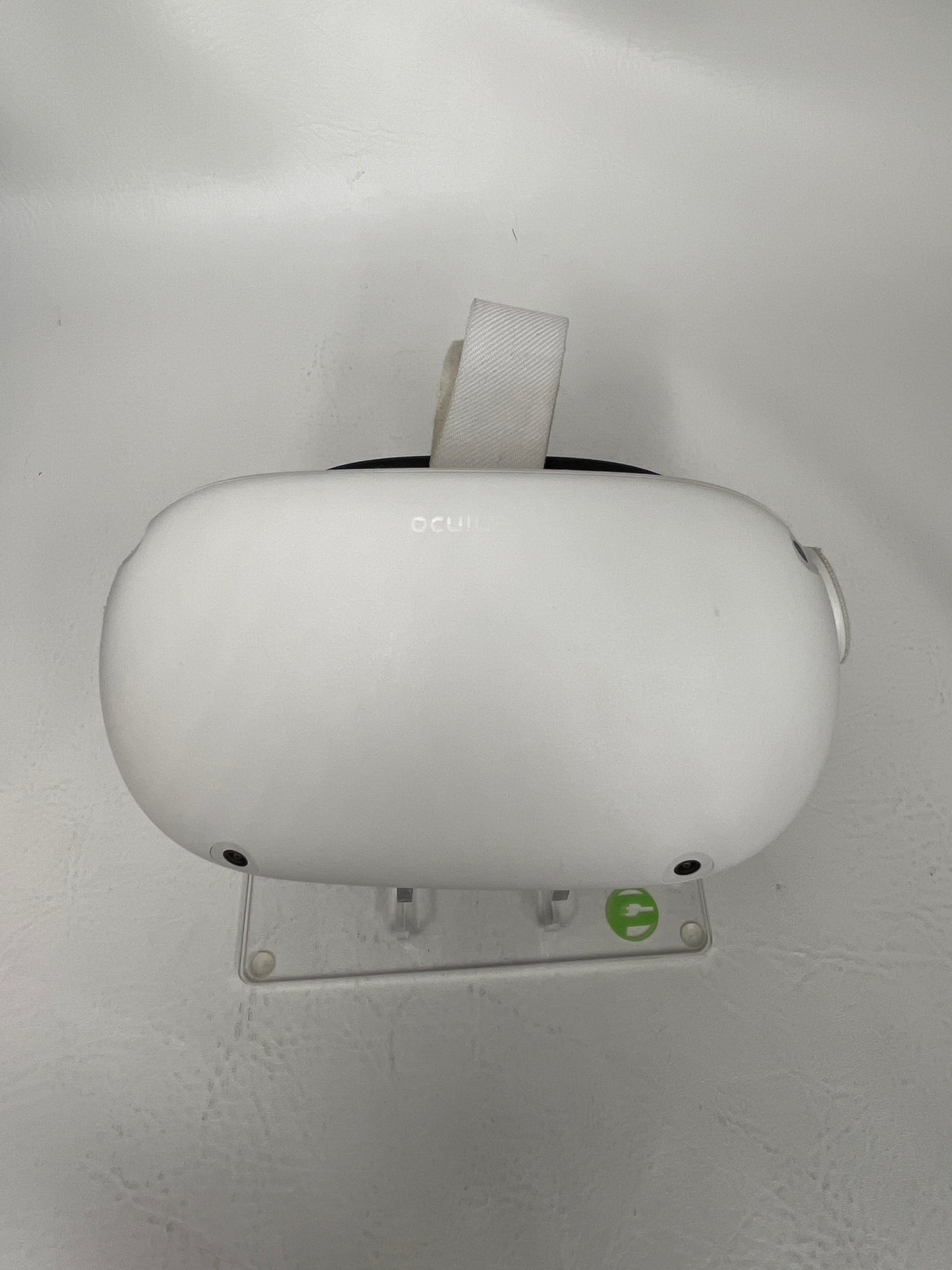 Oculus Quest 2 64GB Standalone All-in-One VR Headset KW49CM
