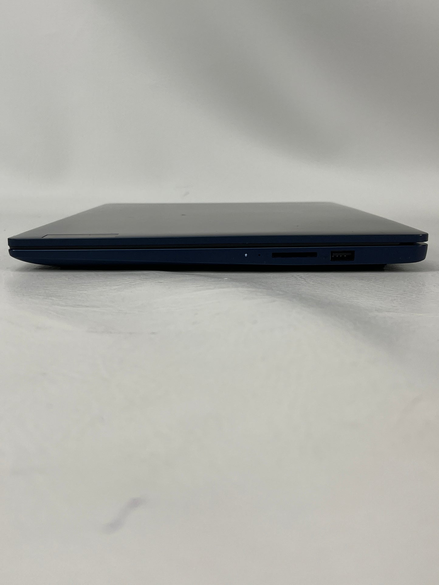 Lenovo Ideapad 3 Slim 15IAN8 15.6" i3-N305 1.8GHz 8GB RAM 256GB SSD