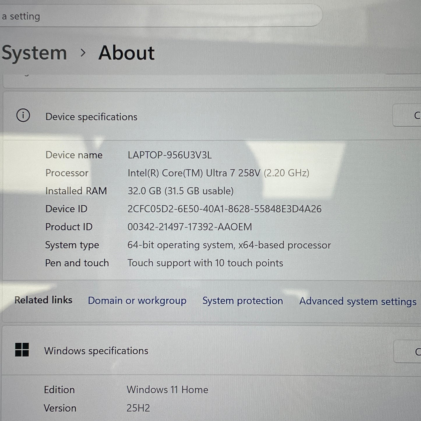 Lenovo Yoga Slim 7i 9596U3V3L 14" Core Ultra 7 285V 2.2GHz 32GB RAM 1TB SSD