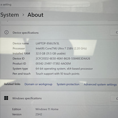 Lenovo Yoga Slim 7i 9596U3V3L 14" Core Ultra 7 285V 2.2GHz 32GB RAM 1TB SSD