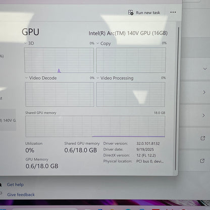 Lenovo Yoga Slim 7i 9596U3V3L 14" Core Ultra 7 285V 2.2GHz 32GB RAM 1TB SSD