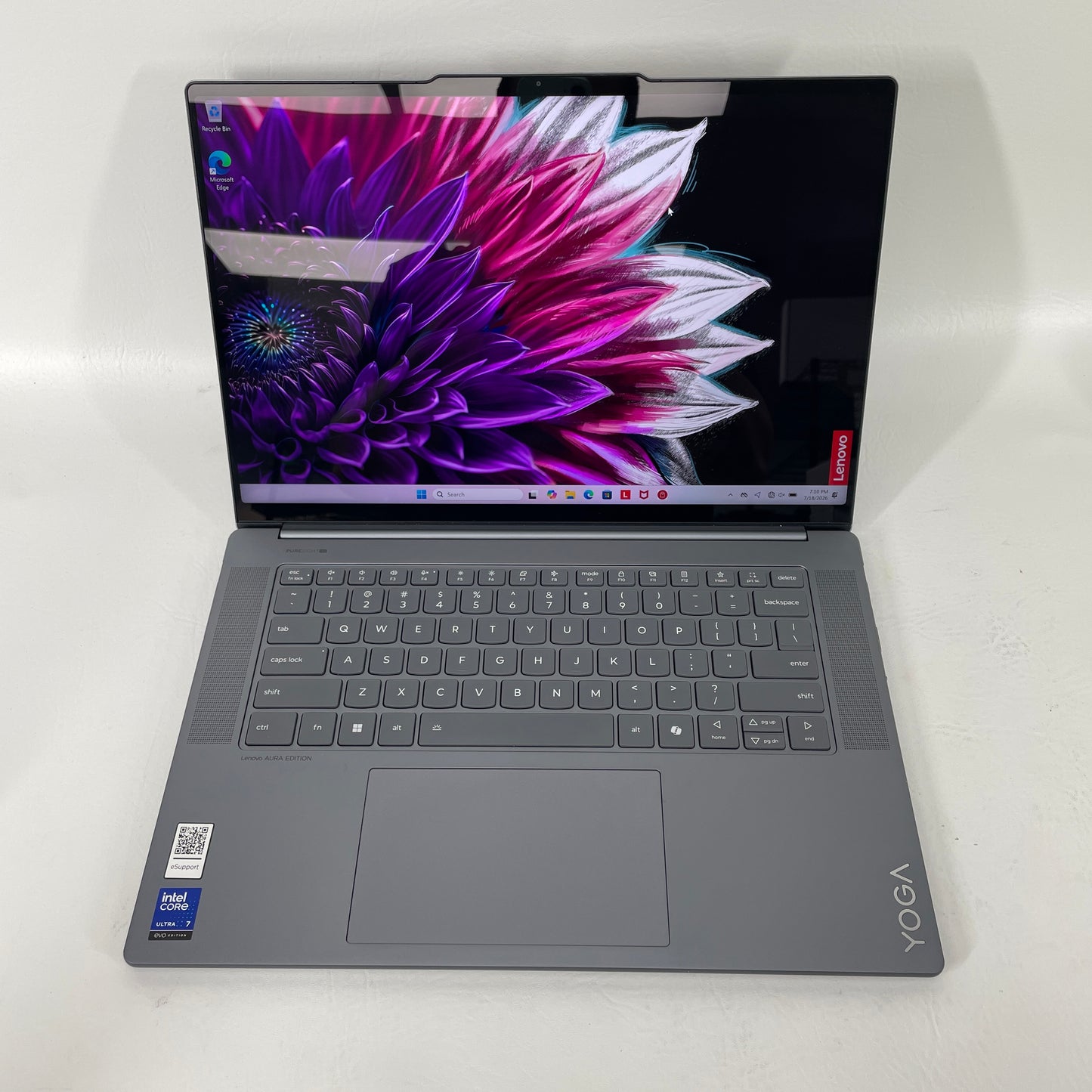 Lenovo Yoga Slim 7i 9596U3V3L 14" Core Ultra 7 285V 2.2GHz 32GB RAM 1TB SSD