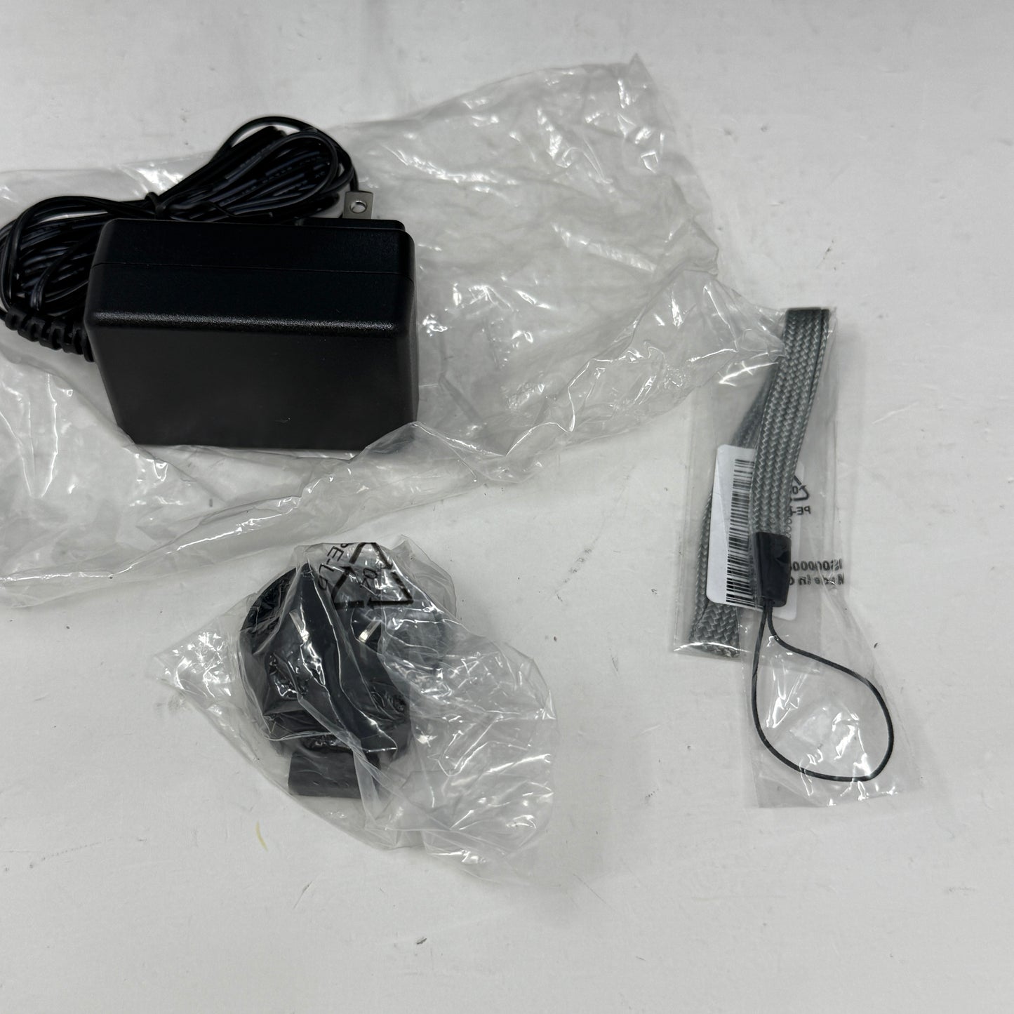 Inmarsat IsatPhone 2 Satellite Phone w/ Accessories