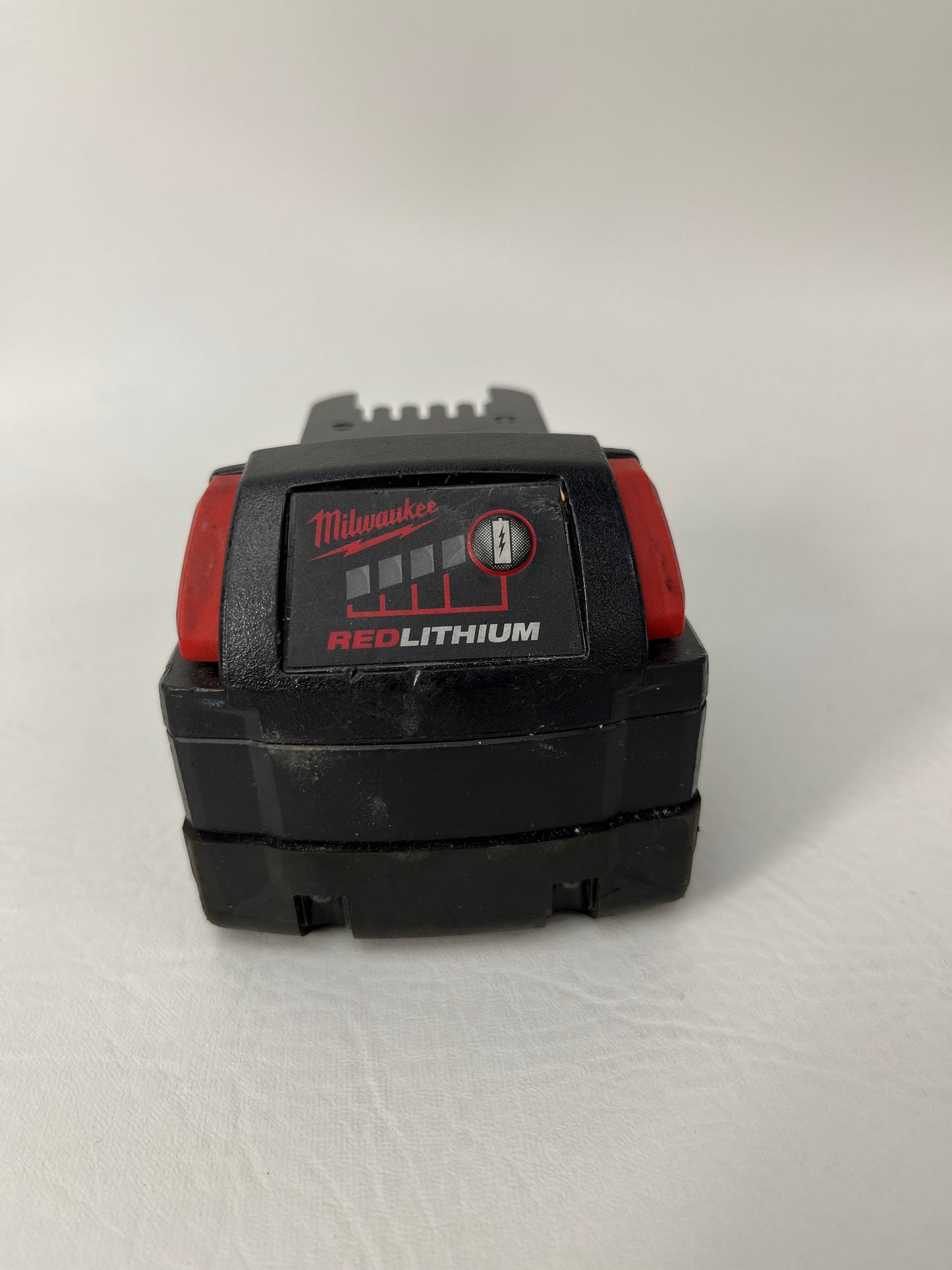 Milwaukee 48-11-1828 M18 REDLITHIUM XC 3.0Ah Extended Capacity Battery