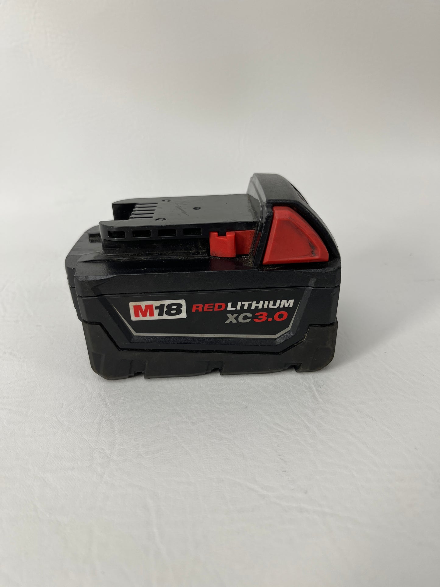Milwaukee 48-11-1828 M18 REDLITHIUM XC 3.0Ah Extended Capacity Battery
