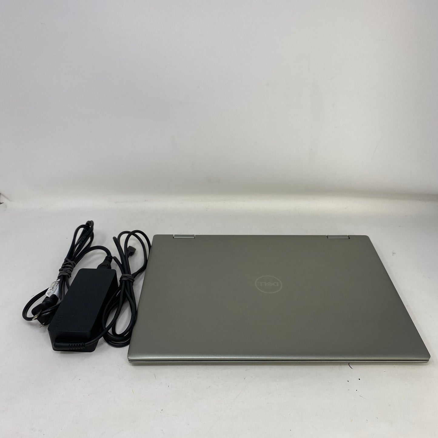 Dell Inspiron 7425 14" Ryzen 5 5625U 2.3GHz 8GB RAM 512GB SSD