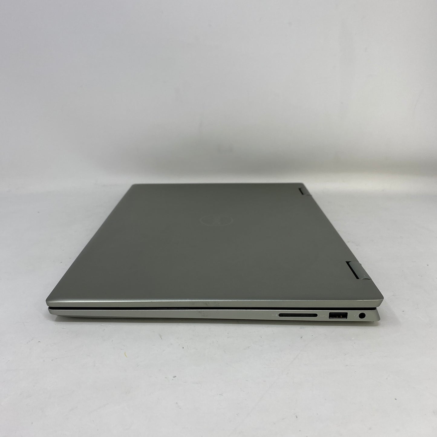 Dell Inspiron 7425 14" Ryzen 5 5625U 2.3GHz 8GB RAM 512GB SSD