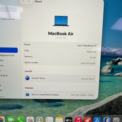 2025 Apple MacBook Air 13" M5 10C GPU 4.6GHz 16GB RAM 512GB SSD MDHE4LL/A