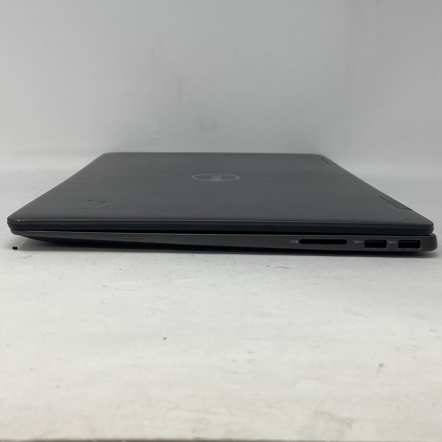 Dell Inspiron 7000 2-IN-1 15.6" i7-8565U 1.8GHz 16GB RAM 500GB SSD GeForce MX150