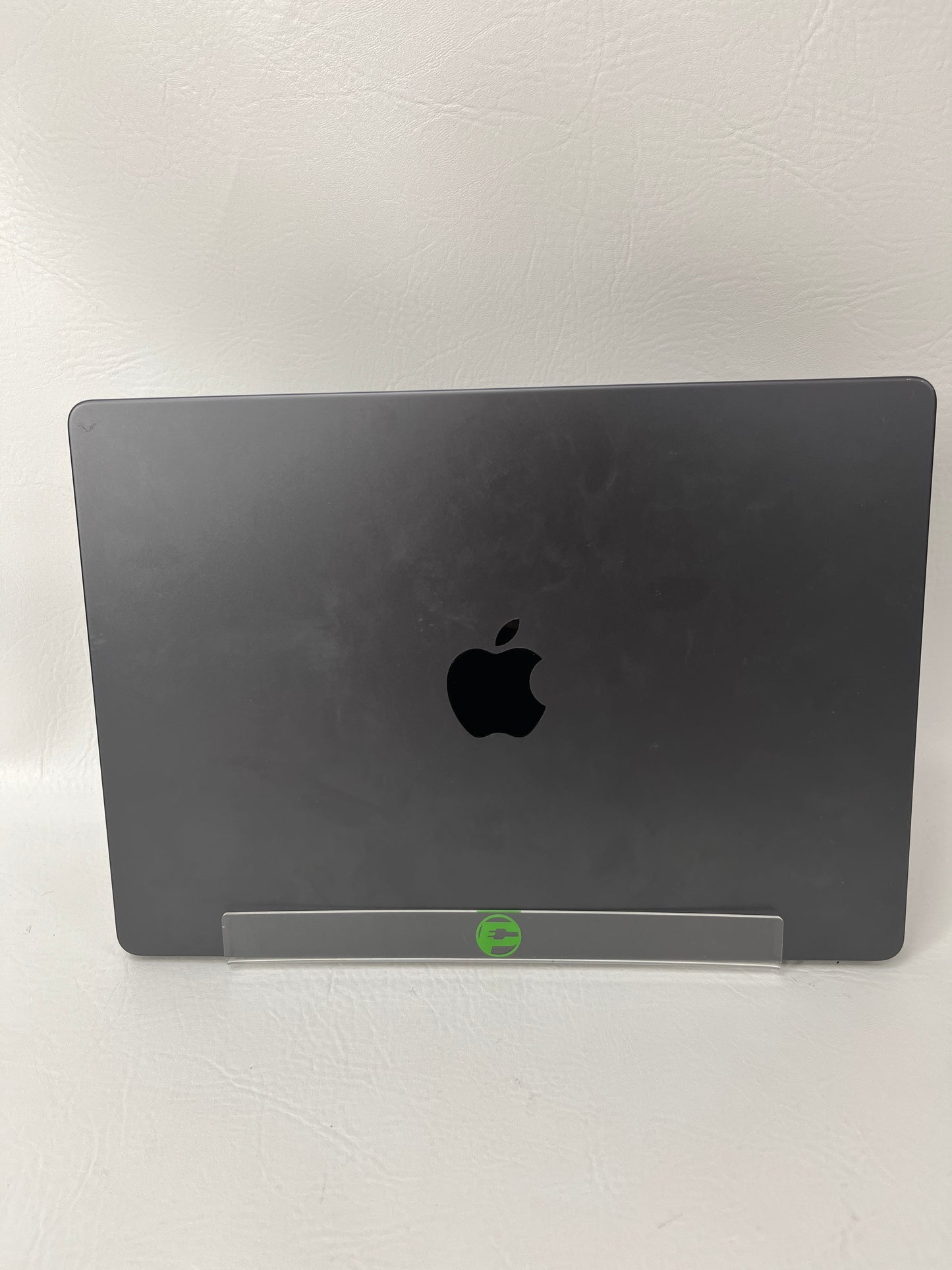 2023 Apple MacBook Pro 14" M3 Pro 14C GPU 4.0GHz 18GB RAM 512GB SSD MRX33LL/A