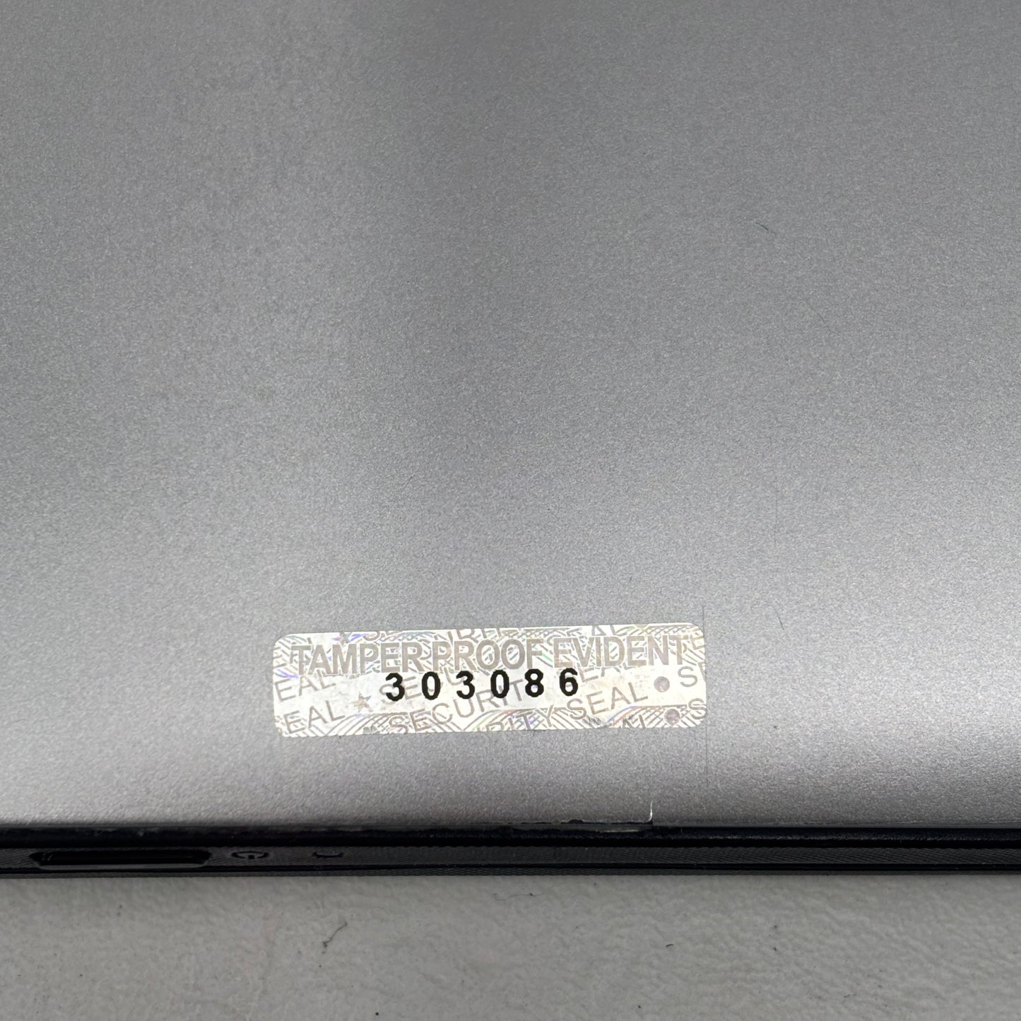 Lenovo Yoga 900-13ISK2 Signature Edition 900-13ISK2 13.3" i7-6560U 2.2GHz 16GB RAM 512GB SSD