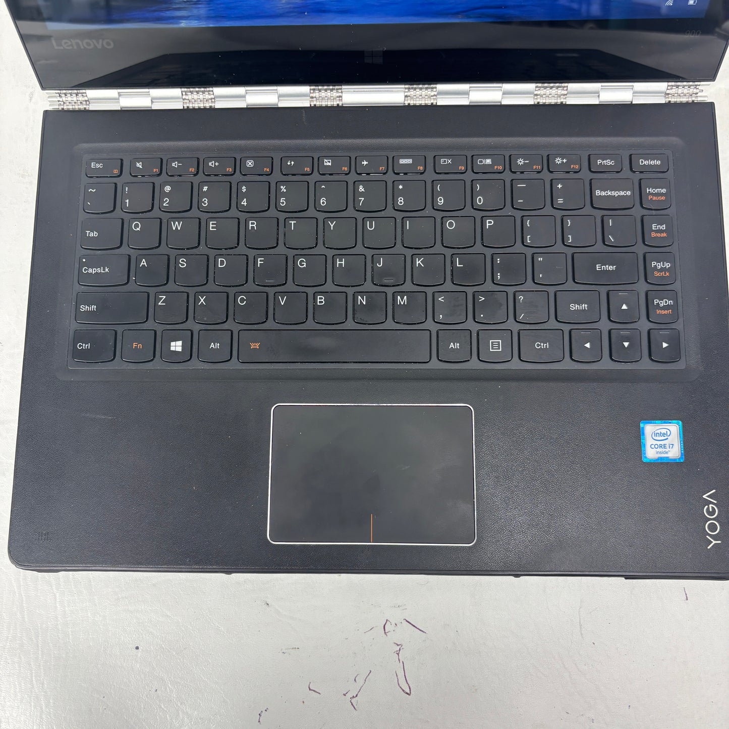 Lenovo Yoga 900-13ISK2 Signature Edition 900-13ISK2 13.3" i7-6560U 2.2GHz 16GB RAM 512GB SSD