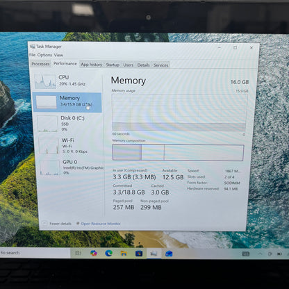 Lenovo Yoga 900-13ISK2 Signature Edition 900-13ISK2 13.3" i7-6560U 2.2GHz 16GB RAM 512GB SSD