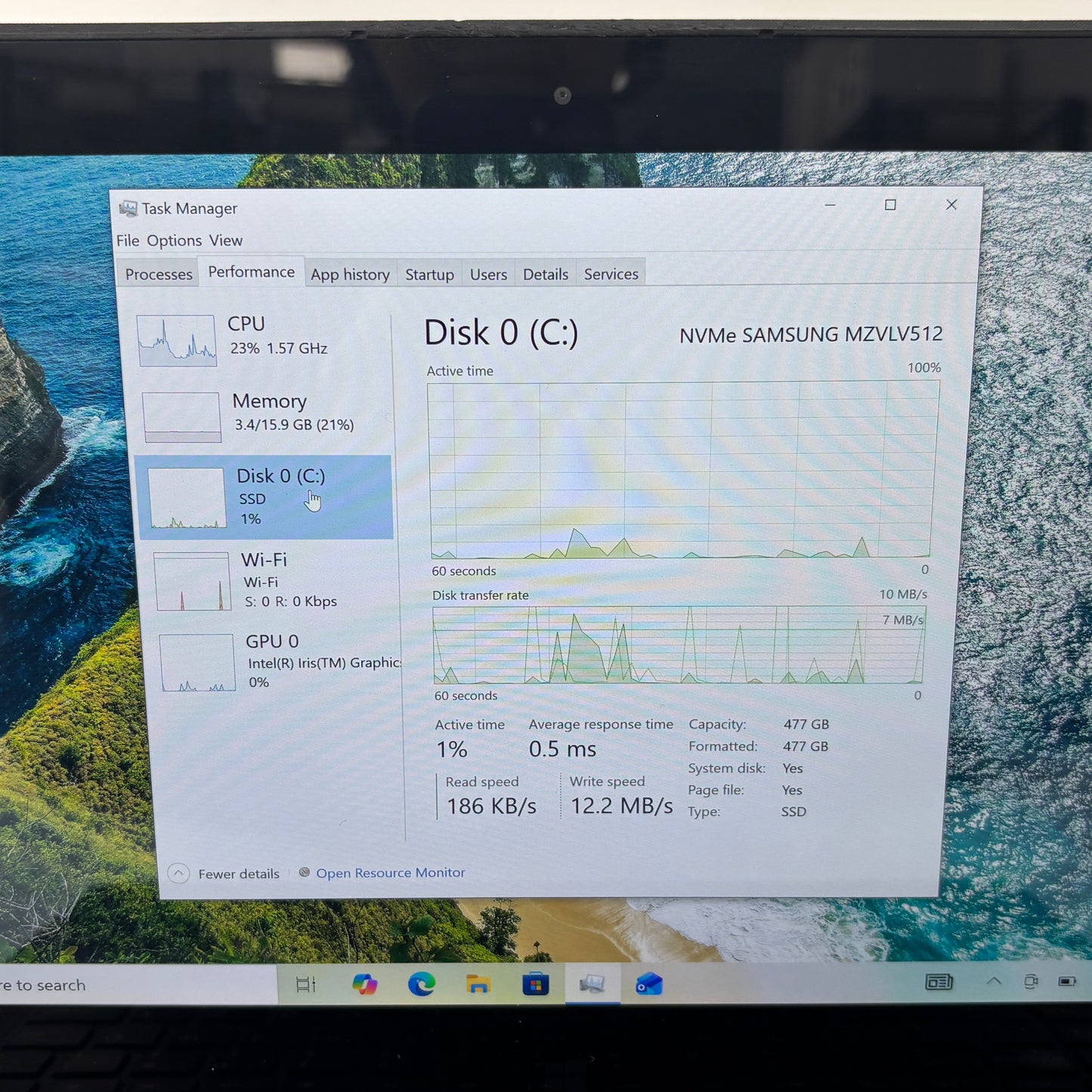 Lenovo Yoga 900-13ISK2 Signature Edition 900-13ISK2 13.3" i7-6560U 2.2GHz 16GB RAM 512GB SSD