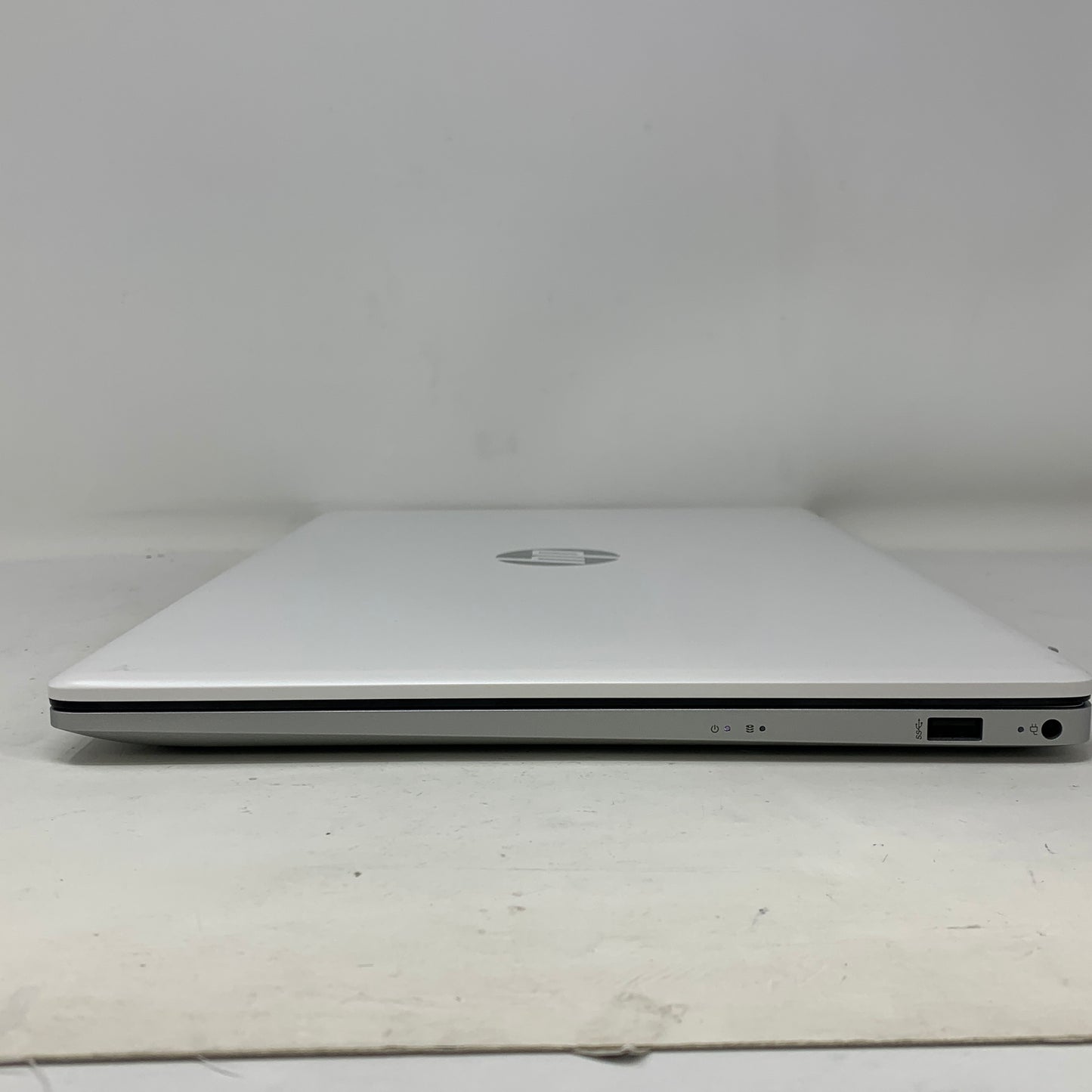 HP Laptop 3VE5PVT1 15.6" Ryzen 5 7530U 2.0GHz 16GB RAM 1TB SSD