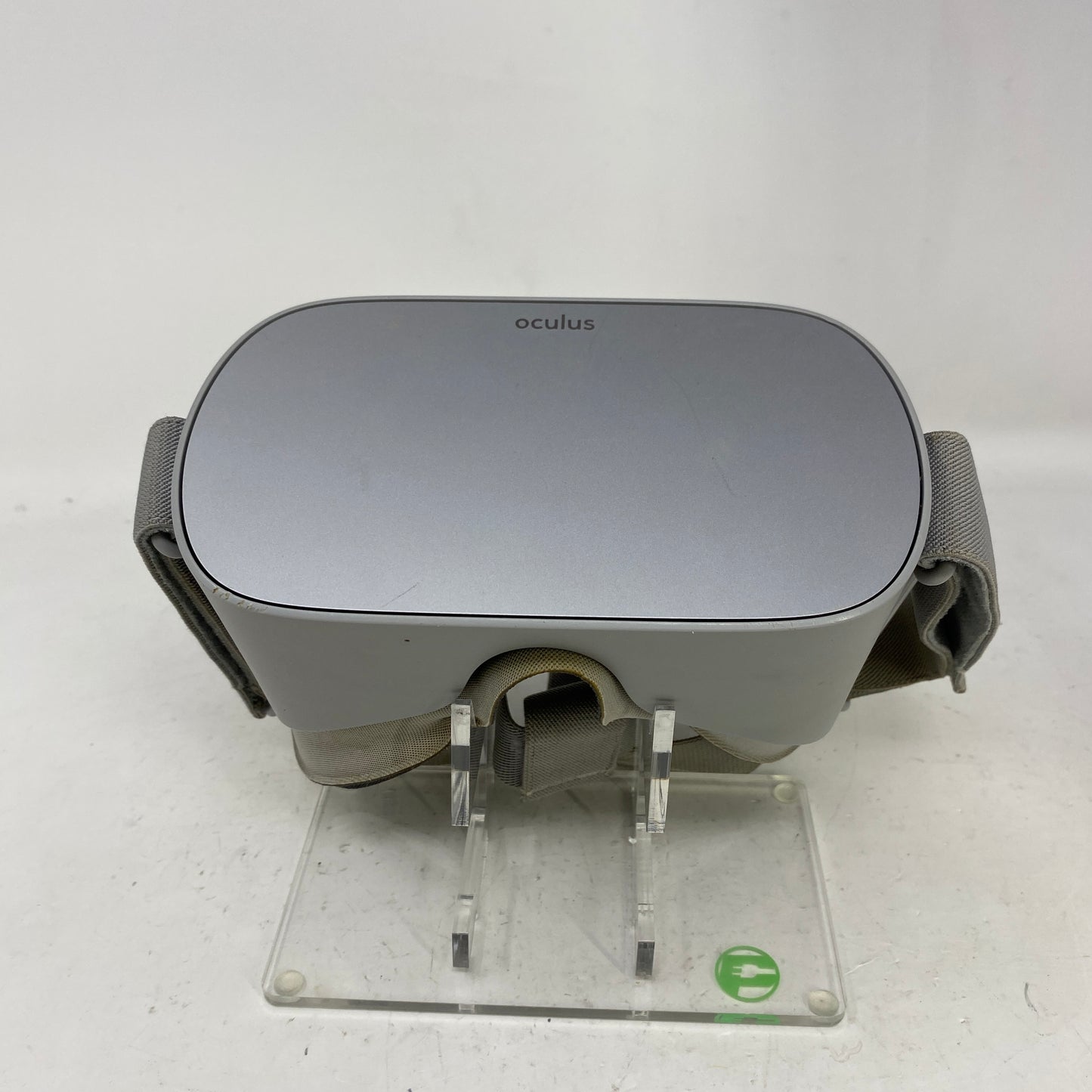 Oculus Go 32GB Standalone All-in-One VR Headset 301-00102-01