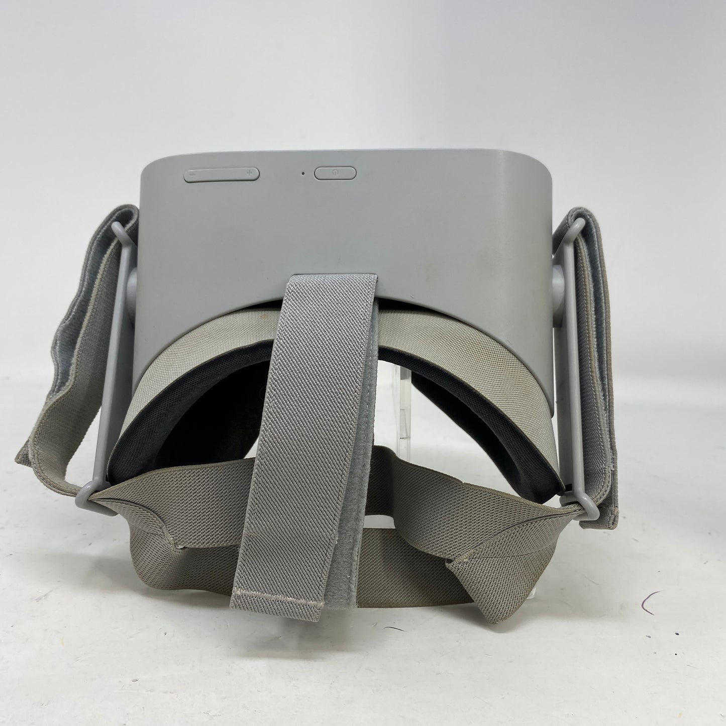 Oculus Go 32GB Standalone All-in-One VR Headset 301-00102-01