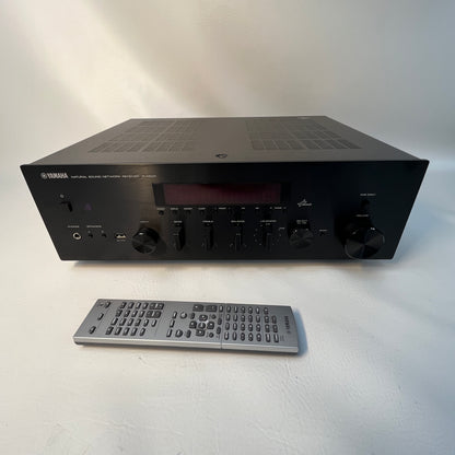 Yahama R-N500 Natural Sound Network Receiver Black