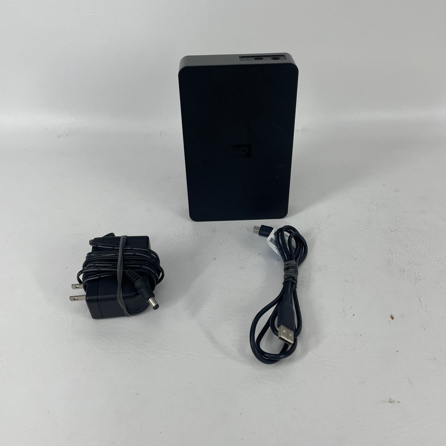 Western Digital 3.5"  WD Elements Desktop 1.5TB  USB 2.0 HDD WDBAAU0015HBK-01