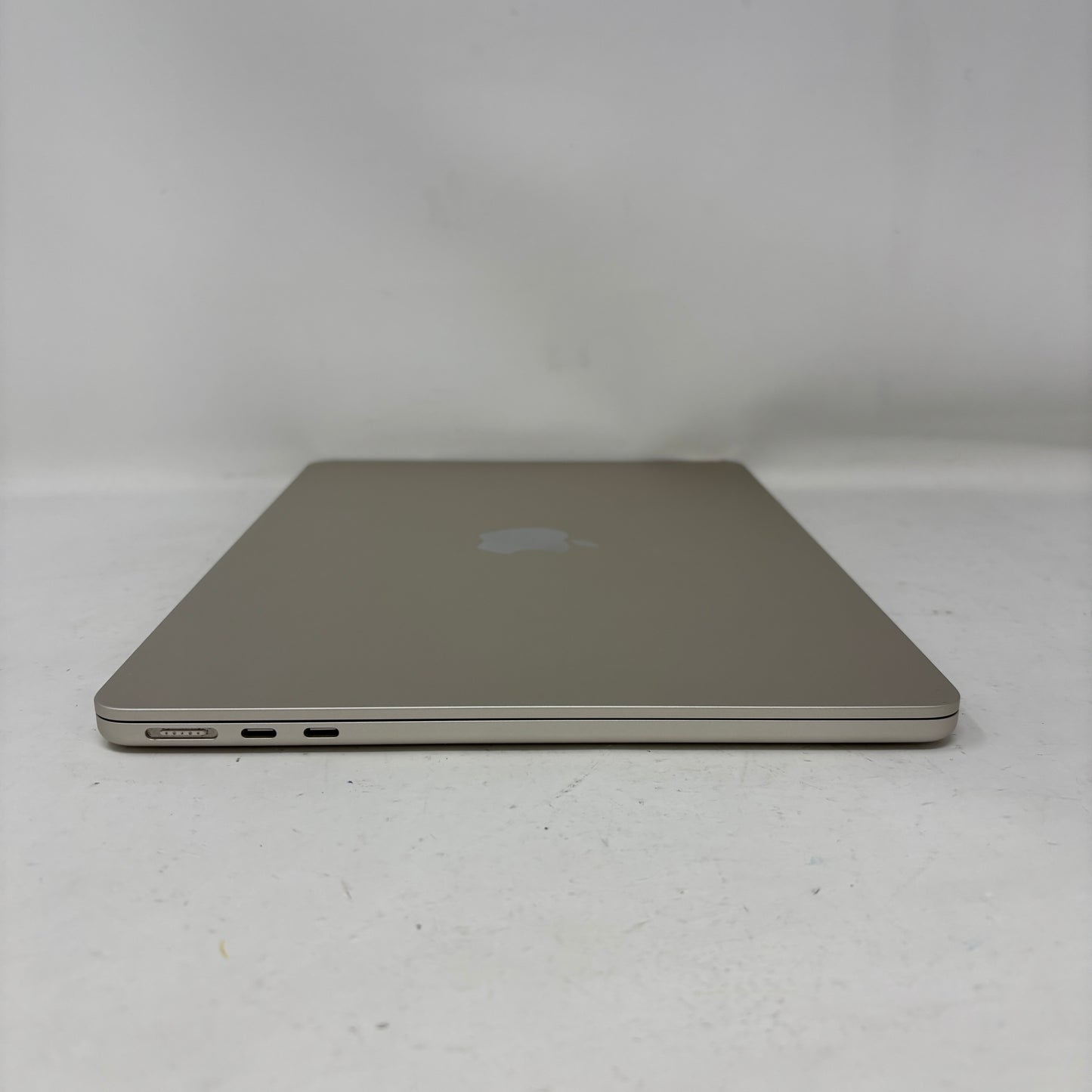 2022 Apple MacBook Air 13.6" M2 8C GPU 3.5GHz 8GB RAM 256GB SSD A2681