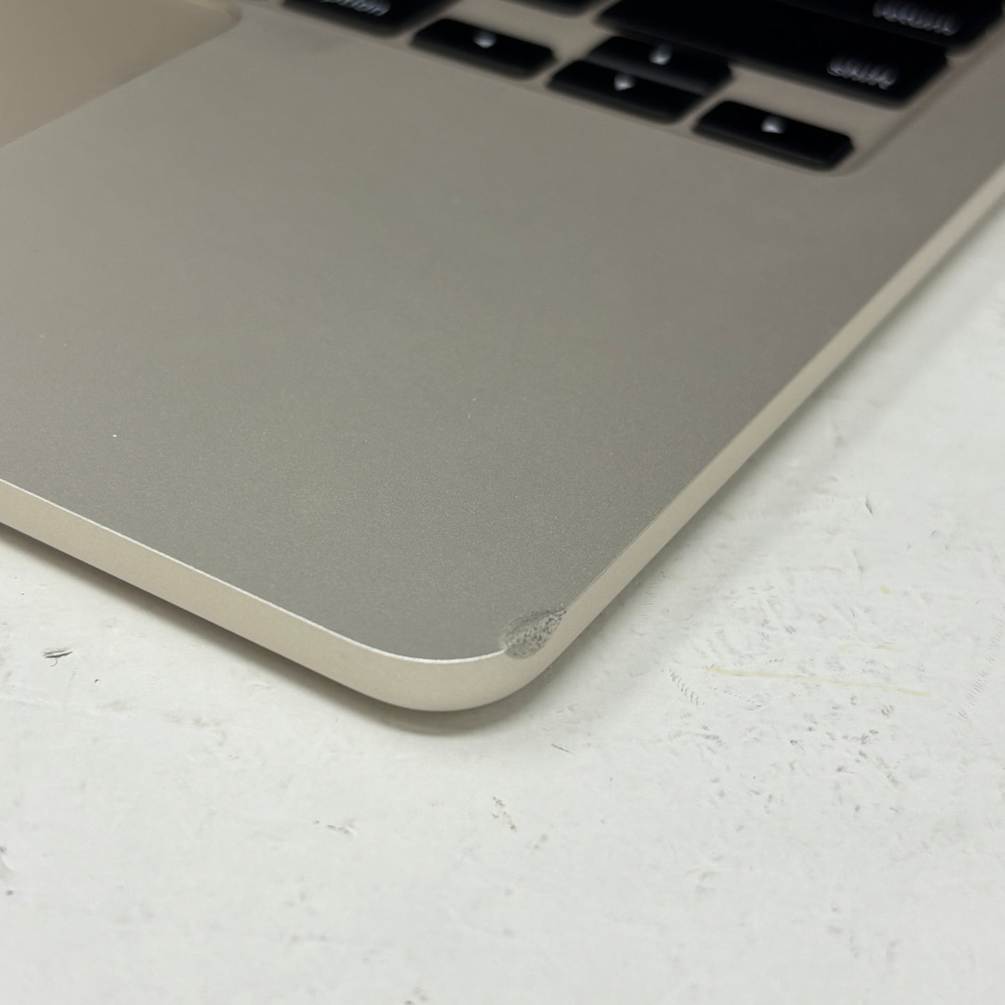 2022 Apple MacBook Air 13.6" M2 8C GPU 3.5GHz 8GB RAM 256GB SSD A2681