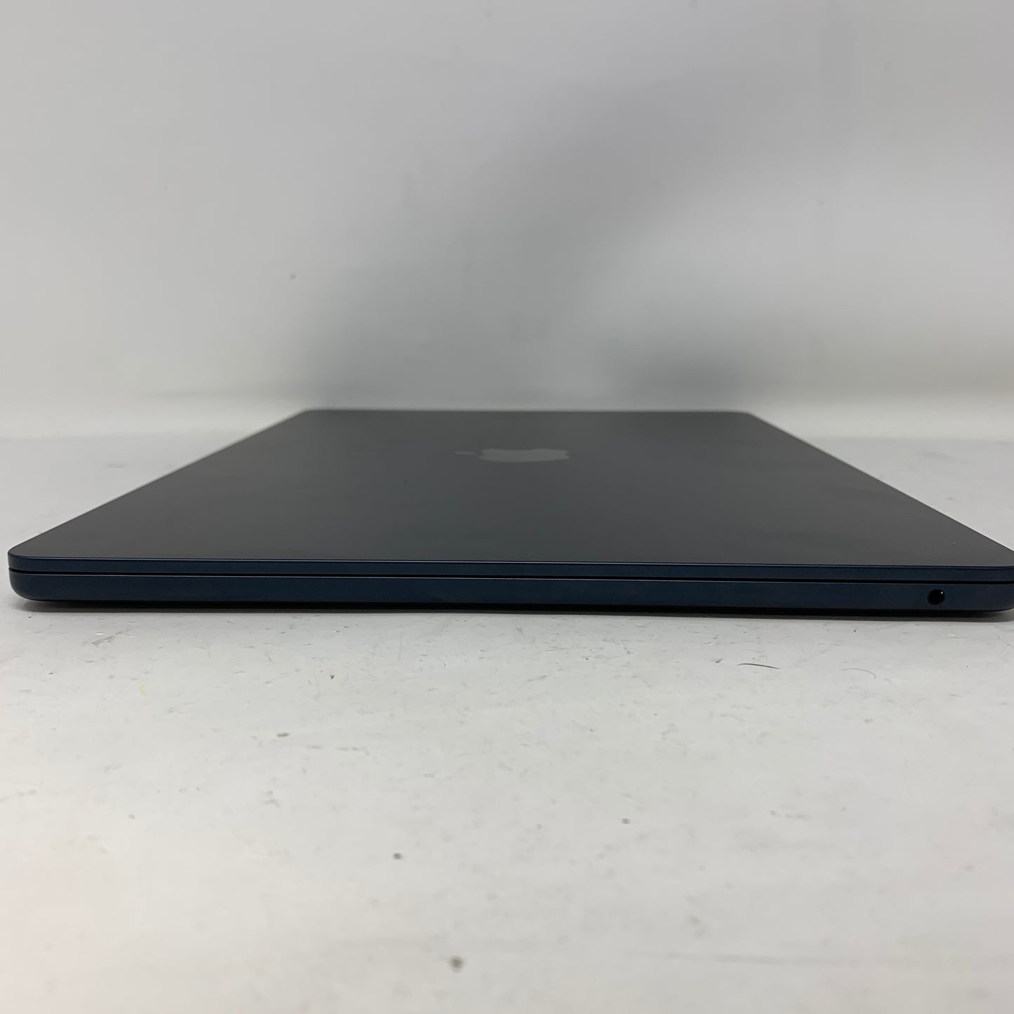 2023 Apple MacBook Air 15" M2 10C GPU 3.5GHz 8GB RAM 256GB SSD A2941