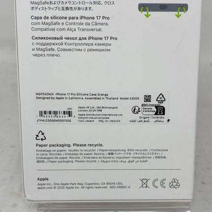 New Apple Orange Silicone Case with MagSafe for iPhone 17 Pro MGFE4ZM/A
