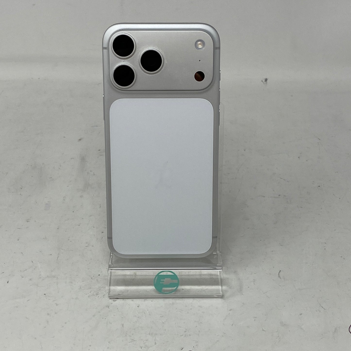 Factory Unlocked Apple iPhone 17 Pro Max 128GB Silver NFXG4LL/A