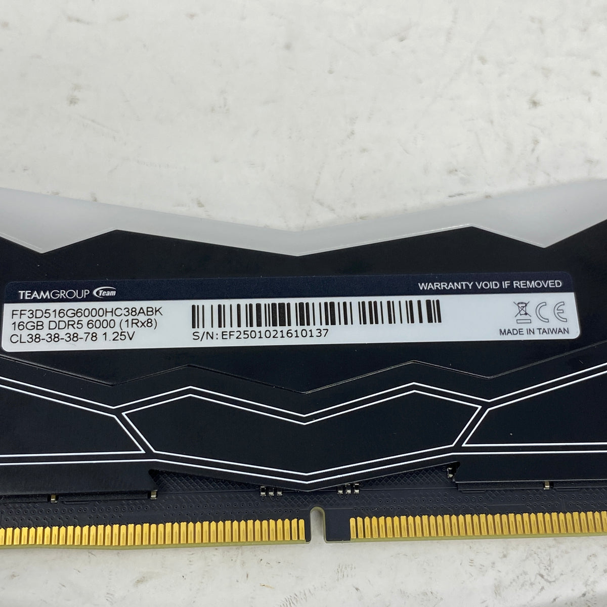 TeamGroup T-Force Delta RGB 16GB (2x8GB) RAM DDR5 4800MHz FF3D516G6000HC38ABK