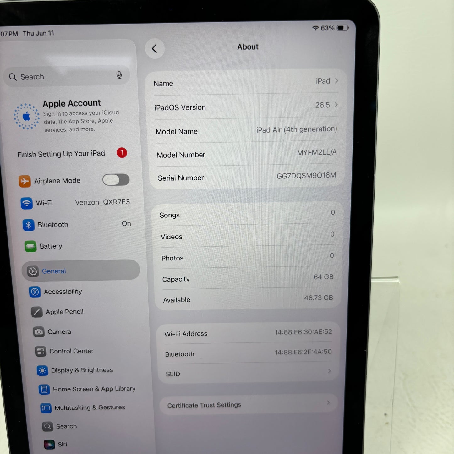 WiFi Only Apple iPad Air 4th Gen 64GB Silver MYFM2LL/A