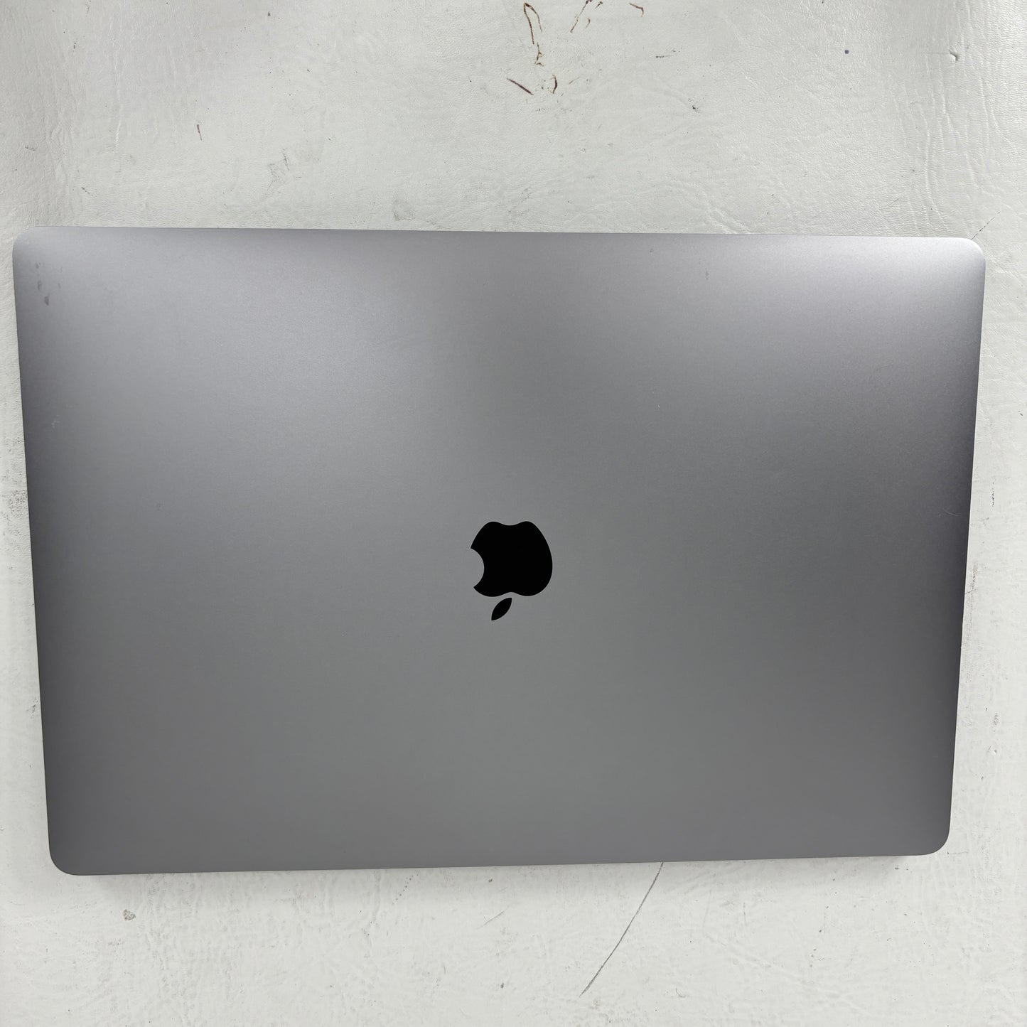 2019 Apple MacBook Pro 16" i7 2.6GHz 16GB RAM 512GB SSD Silver A2141