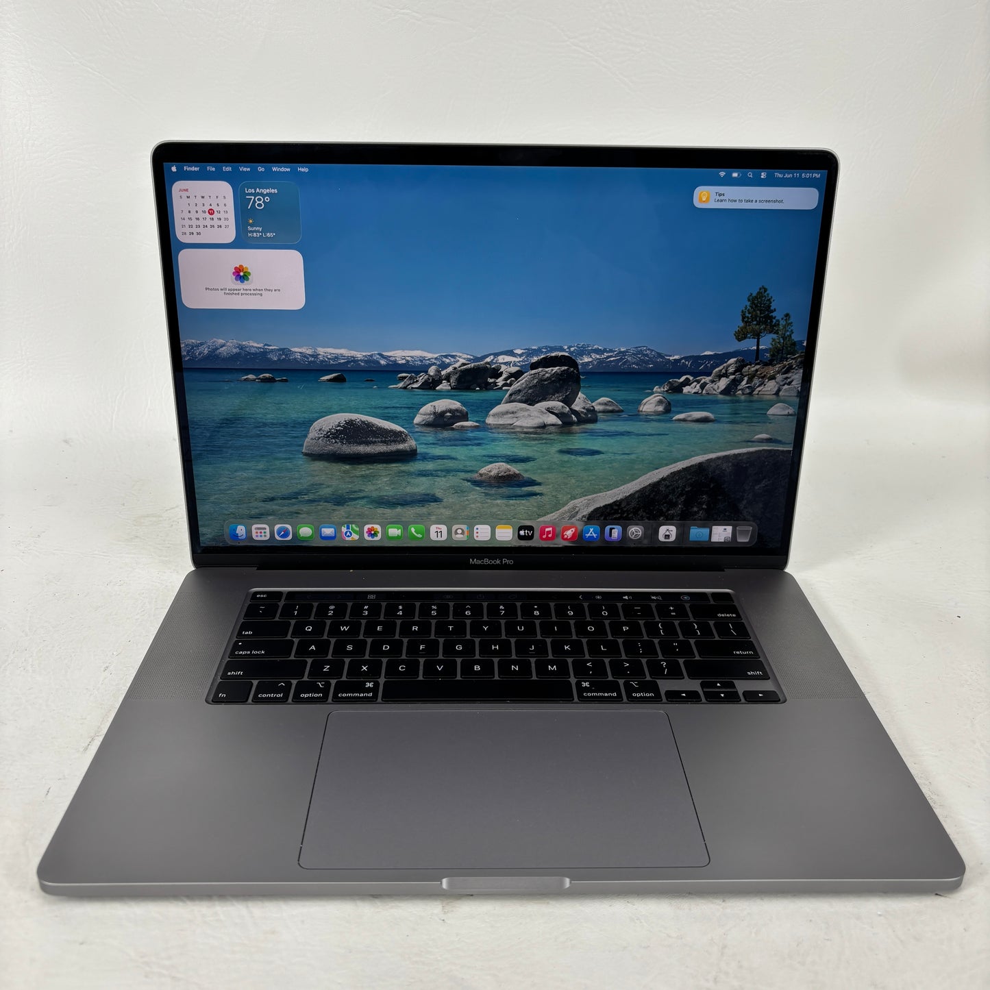 2019 Apple MacBook Pro 16" i7 2.6GHz 16GB RAM 512GB SSD Silver A2141