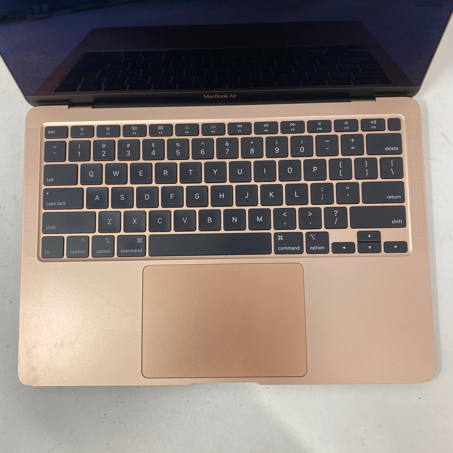 2020 Apple MacBook Air 13.3" i3 1.1GHz 8GB RAM 256GB SSD Gold A2179