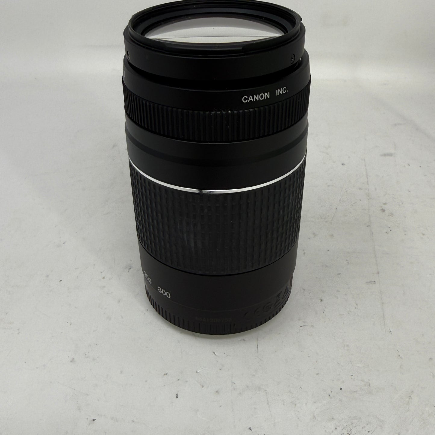 Canon EF 75-300mm f/1:4-5.6 III Telephoto Zoom Lens
