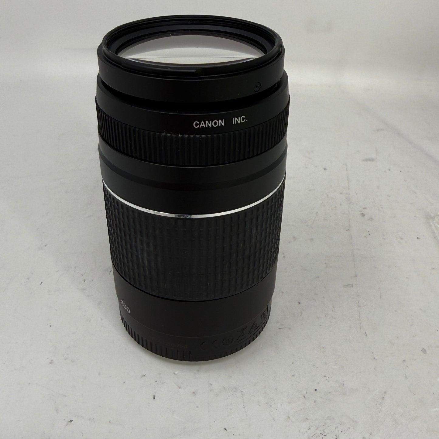 Canon EF 75-300mm f/1:4-5.6 III Telephoto Zoom Lens
