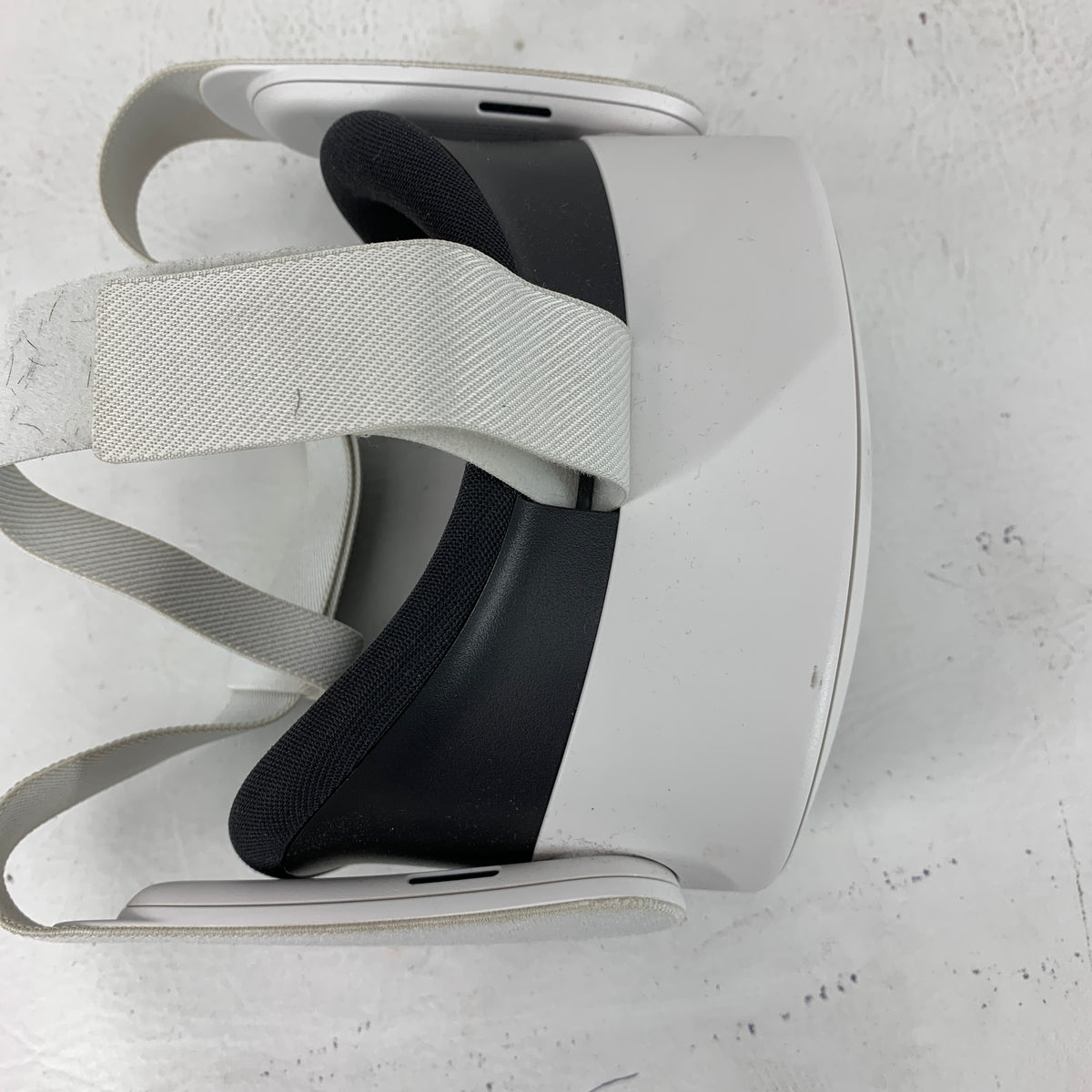 Meta Quest 3S 128GB Standalone All-in-One VR Headset P97