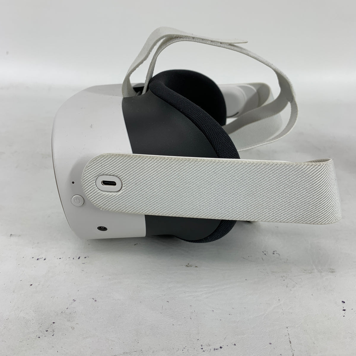 Meta Quest 3S 128GB Standalone All-in-One VR Headset P97