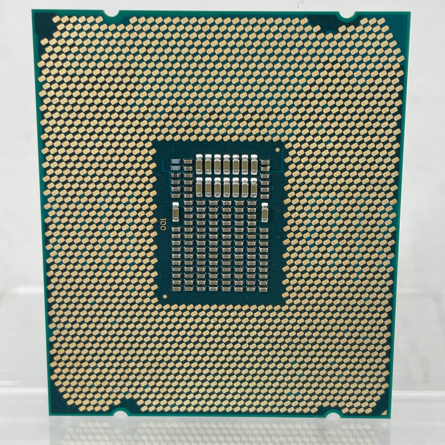 Intel Xeon W-2145 3.70 GHz 8 Core SR3LQ 16 Thread LGA 2066
