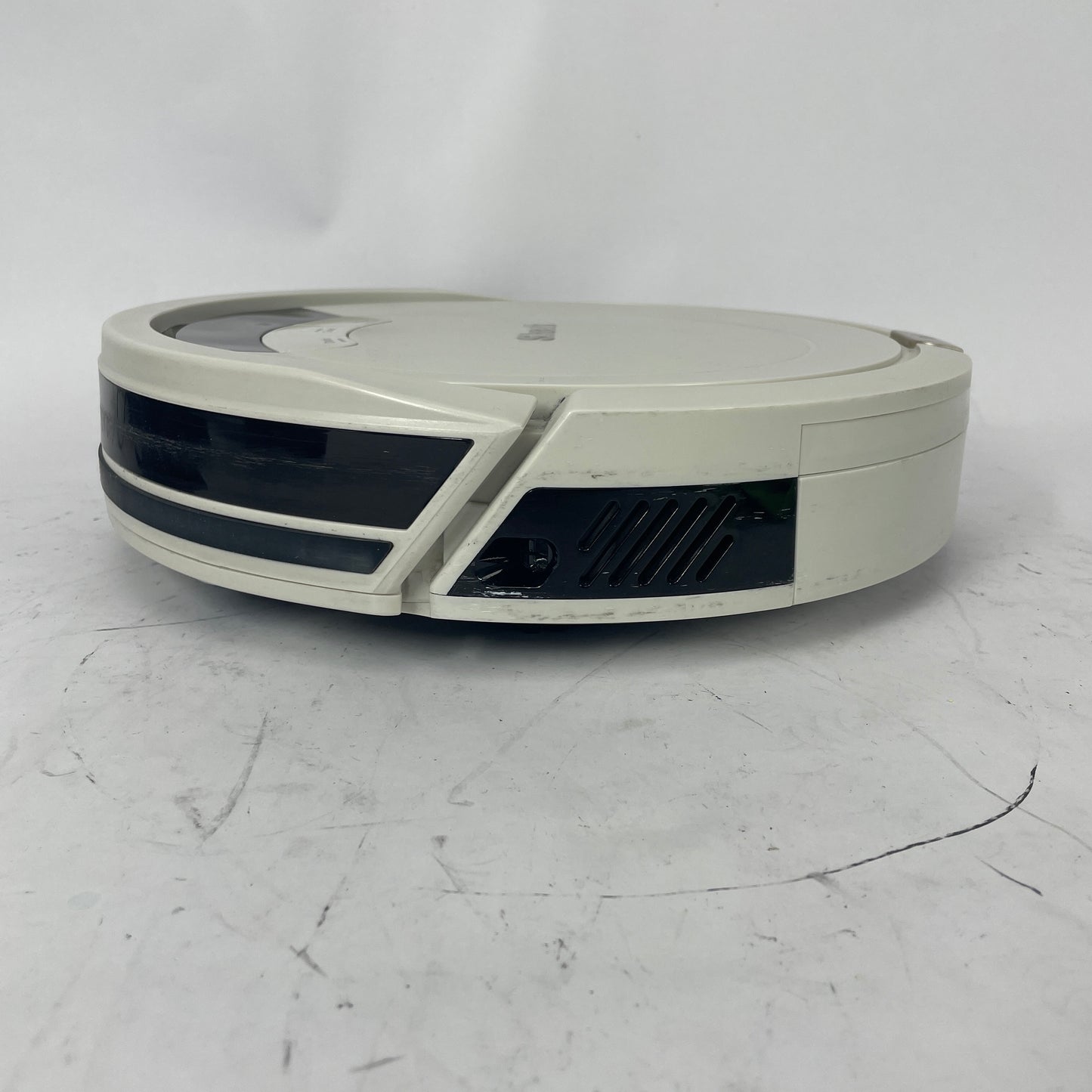 Shark ION Robotic Vacuum Cleaner AV752R01US White