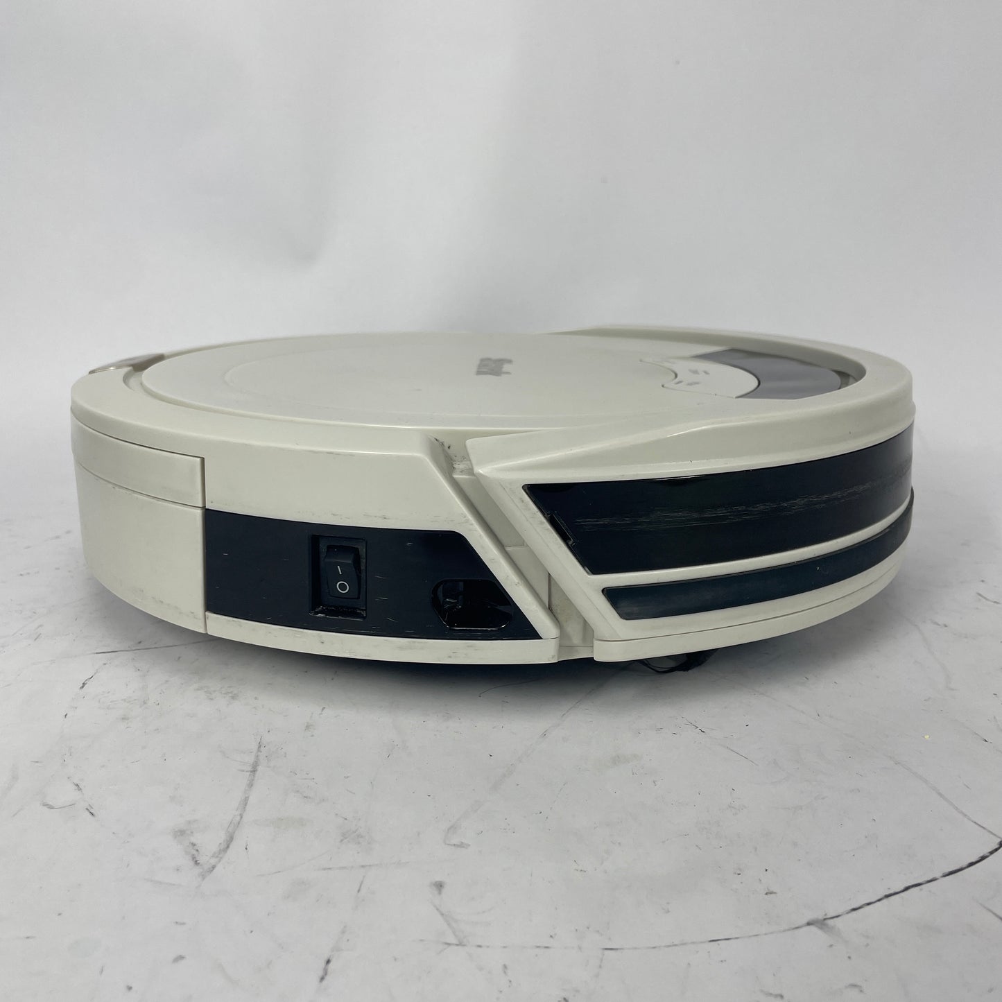 Shark ION Robotic Vacuum Cleaner AV752R01US White