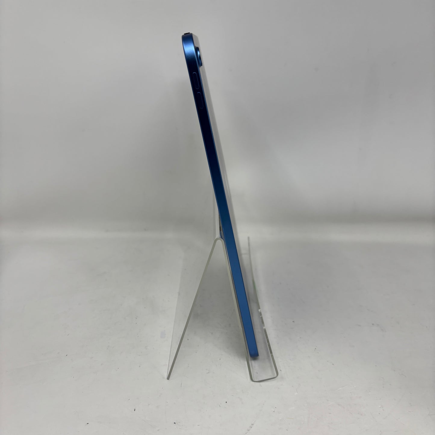 WiFi Only Apple iPad 11" (A16) 128GB Blue MD4A4LL/A