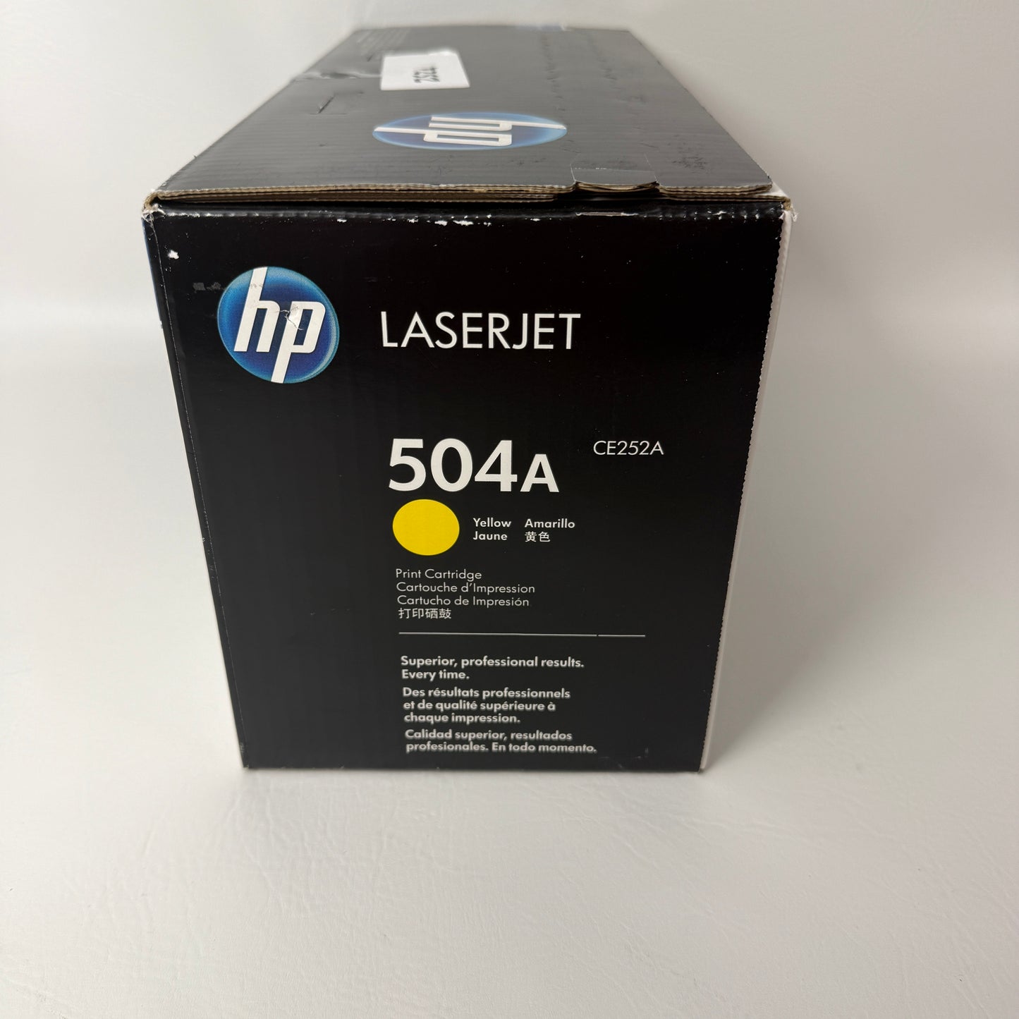 New HP LaserJet 504A Yellow Print Cartridge w/ ColorSphere Toner CE252A