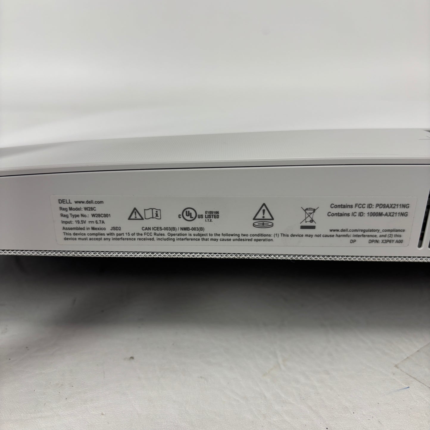 Dell W28C 27" Core 7 150U 1.80GHz 16GB RAM 1TB SSD NVIDIA Geforce MX570 A